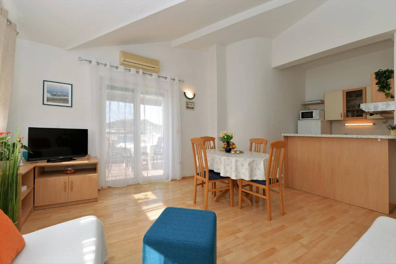 Apartments Divna 贝蒂纳 外观 照片